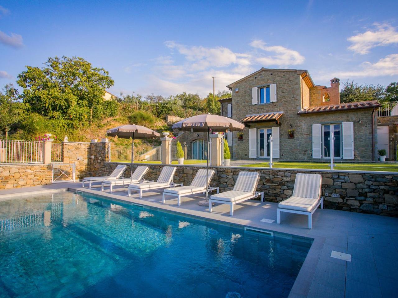 Luxurious Villa In Cortona Italy With Swimming Pool Exterior photo